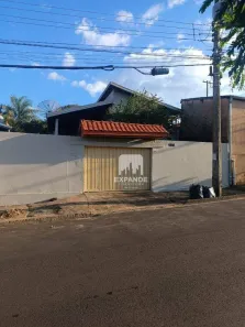 Casa com 2 Quartos à venda, 77m² no Vila Formosa (Rubião Junior), Botucatu