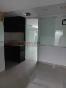 Sala Comercial à venda, 34m² no Vila Gomes Cardim, São Paulo