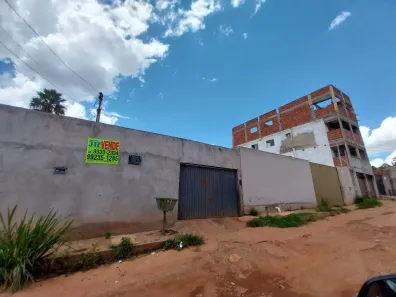 Casa com 2 Quartos à venda, 200m² no Taguatinga Sul, Brasília