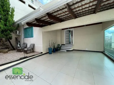 Casa com 4 Quartos à venda, 380m² no Jardim Riacho das Pedras, Contagem