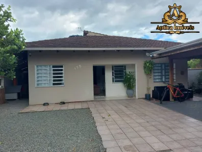 Casa com 4 Quartos à venda, 319m² no Meia Praia, Navegantes