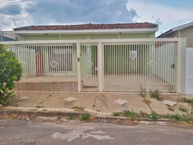 Casa com 3 Quartos à venda, 160m² no Hípica Paulista, Marília
