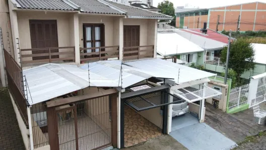 Sobrado com 2 Quartos à venda, 44m² no Santa Lúcia, Caxias do Sul