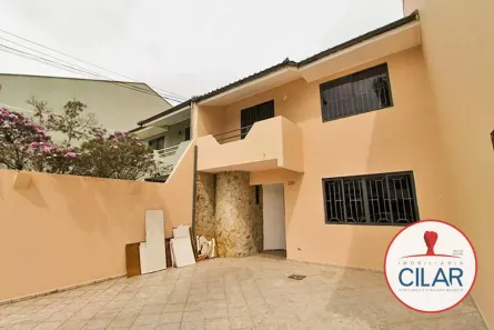 Sobrado com 3 Quartos para alugar, 195m² no Guabirotuba, Curitiba