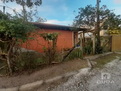 Casa com 2 Quartos à venda, 90m² no Arroio, Imbituba