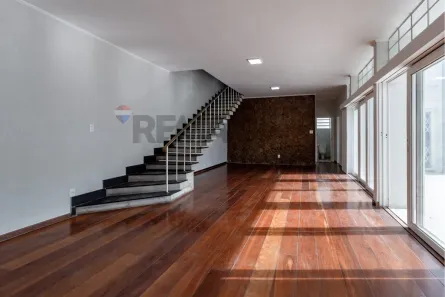 Imóvel Comercial com 4 Quartos para alugar, 582m² no Jardim Hípico, São Paulo