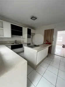 Sobrado com 2 Quartos à venda, 156m² no Jardim Shangrilá (Zona Norte), São Paulo