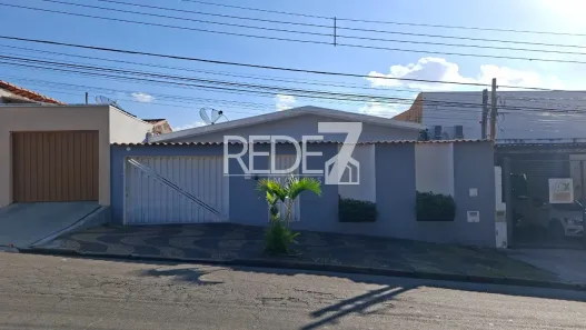 Casa com 4 Quartos à venda, 240m² no Vila Joaquim Inácio, Campinas
