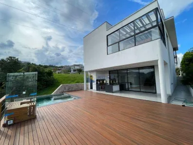 Casa de Condomínio com 3 Quartos para venda ou aluguel, 390m² no Condomínio Vale das Águas, Bragança Paulista