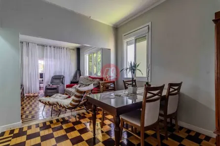 Sobrado com 6 Quartos à venda, 10m² no Menino Deus, Porto Alegre