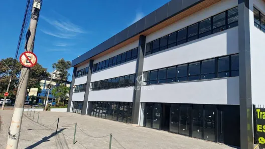 Sala Comercial para alugar, 201m² no Vila Nova, Campinas