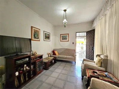 Casa com 3 Quartos à venda, 238m² no Vila Rosa, São Paulo