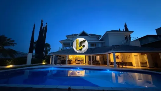 Sobrado com 6 Quartos à venda, 790m² no Parque Village Castelo, Itu