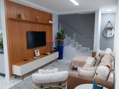 Sobrado com 3 Quartos à venda, 152m² no Jardim Paraíba, Jacareí