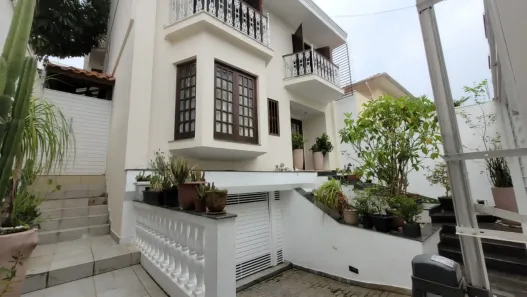 Casa com 6 Quartos para venda ou aluguel, 300m² no Planalto Paulista, São Paulo