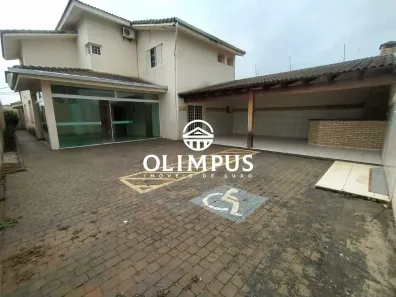 Imóvel Comercial com 3 Quartos à venda, 335m² no Umuarama, Uberlândia