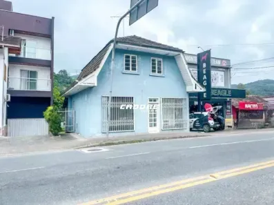Casa com 3 Quartos para alugar, 124m² no Garcia, Blumenau