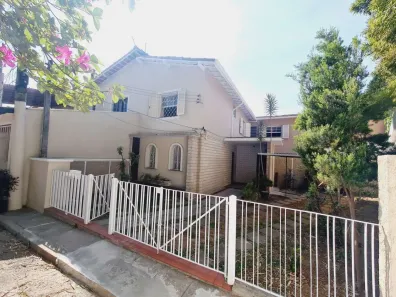 Casa com 3 Quartos à venda, 184m² no Jardim Ivana, São Paulo