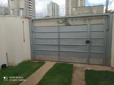 Casa com 2 Quartos para alugar, 91m² no Centro, Araraquara