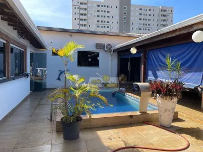 Casa com 3 Quartos à venda, 266m² no Conjunto Frei Eugênio, Uberaba