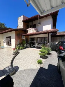 Casa com 3 Quartos à venda, 250m² no Águas Claras, Brusque