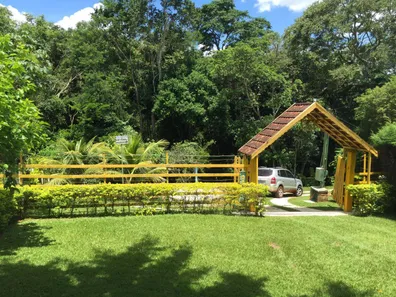 Fazenda/Sítio com 3 Quartos à venda, 200m² no Distrito de Salto, Campina do Monte Alegre