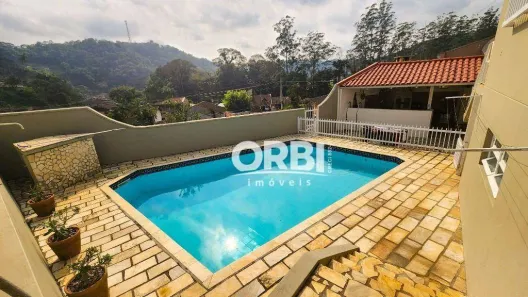 Casa com 3 Quartos à venda, 127m² no Progresso, Blumenau
