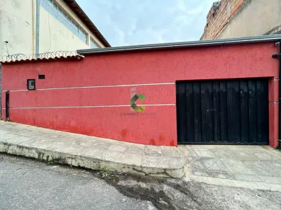 Casa com 3 Quartos à venda, 200m² no Santa Helena, Contagem
