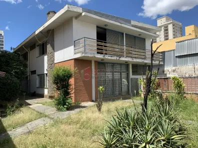 Imóvel Comercial com 7 Quartos para alugar, 435m² no Centro, Jundiaí