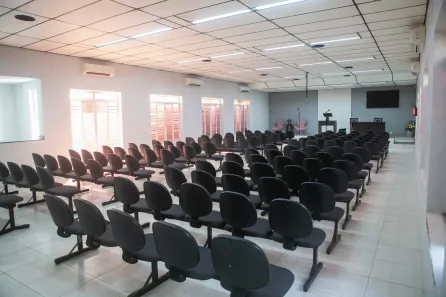 Sala Comercial com 2 Quartos à venda, 223m² no Setor Urias Magalhães, Goiânia