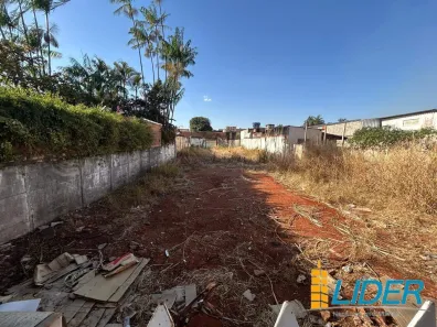 Lote/Terreno à venda, 484m² no Presidente Roosevelt, Uberlândia