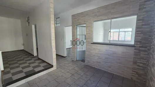 Ponto Comercial para alugar, 233m² no Centro, Juiz de Fora