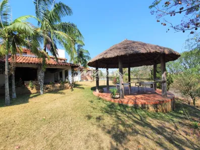 Fazenda/Sítio com 4 Quartos à venda, 600m² no Vale Verde, Valinhos