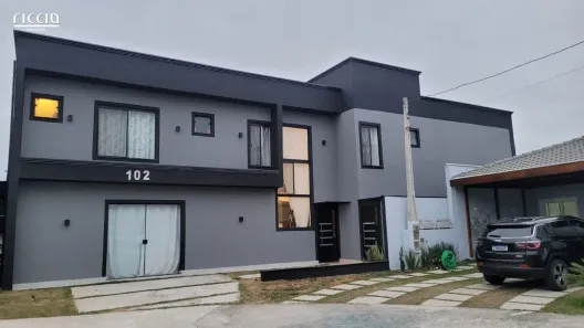 Casa de Condomínio com 3 Quartos à venda, 230m² no Jardim Jacinto, Jacareí