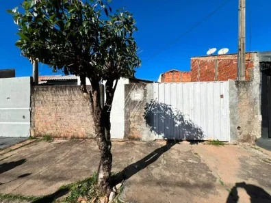 Casa com 2 Quartos à venda, 45m² no Professor Antônio da Silva Penteado, Marília