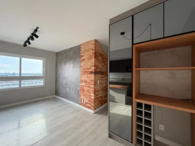 Apartamento com 2 Quartos para alugar, 72m² no Navegantes, Porto Alegre