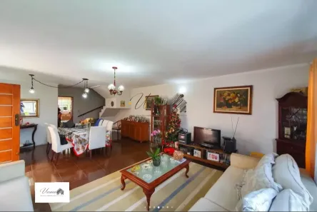 Sobrado com 4 Quartos à venda, 246m² no Vila Gumercindo, São Paulo