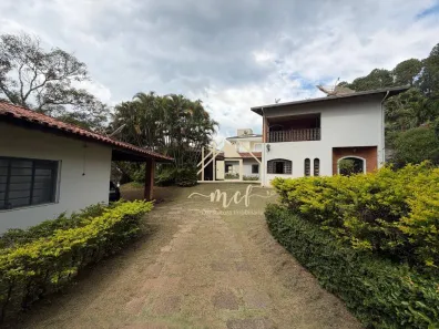 Fazenda/Sítio com 4 Quartos à venda, 360m² no Observatório, Vinhedo