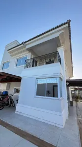 Casa de Condomínio com 4 Quartos para venda ou aluguel, 250m² no Lagoinha, Eusébio