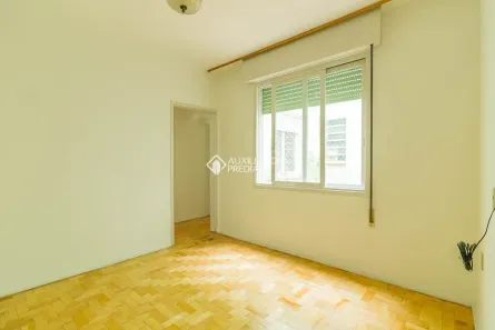 Apartamento com 2 Quartos para alugar, 58m² no Jardim São Pedro, Porto Alegre