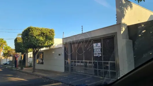 Imóvel Comercial com 3 Quartos à venda, 144m² no Vila José Bonifácio, Araraquara