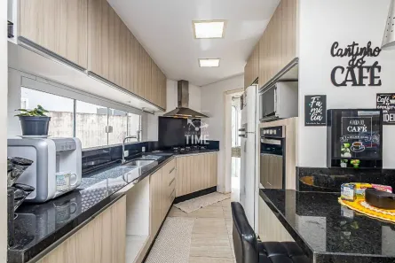 Casa de Condomínio com 2 Quartos à venda, 175m² no Cachoeira, Curitiba