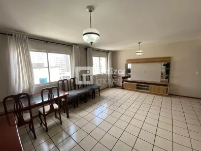 Apartamento com 3 Quartos à venda, 122m² no Centro, Florianópolis