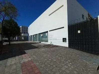 Ponto Comercial para alugar, 300m² no Santa Cruz, Belo Horizonte