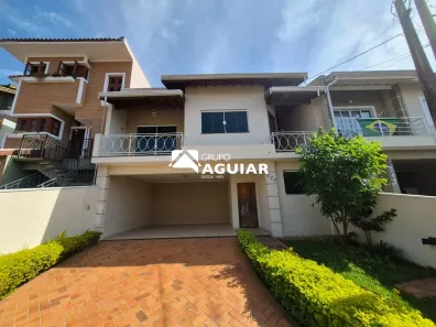 Casa de Condomínio com 3 Quartos para alugar, 202m² no Lenheiro, Valinhos