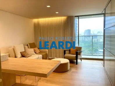 Apartamento com 1 Quarto para venda ou aluguel, 53m² no Vila Olímpia, São Paulo