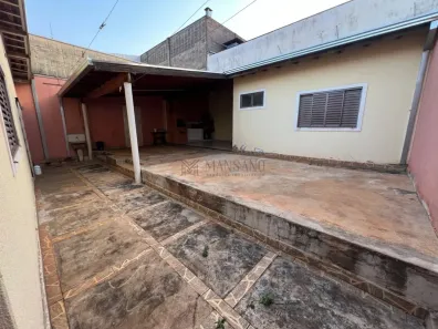 Casa com 3 Quartos à venda, 250m² no Vila Engler, Bauru