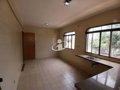 Apartamento com 3 Quartos para alugar, 145m² no Nossa Senhora Aparecida, Uberlândia