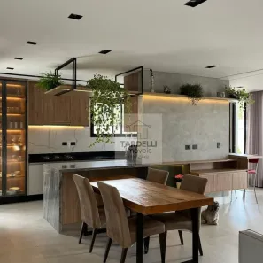 Sobrado com 4 Quartos à venda, 215m² no Fazenda Rodeio, Mogi das Cruzes