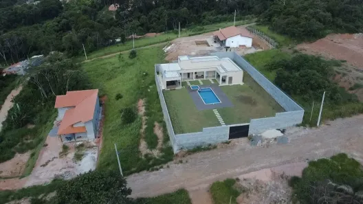 Fazenda/Sítio com 3 Quartos à venda, 86m² no Centro, Cotia
